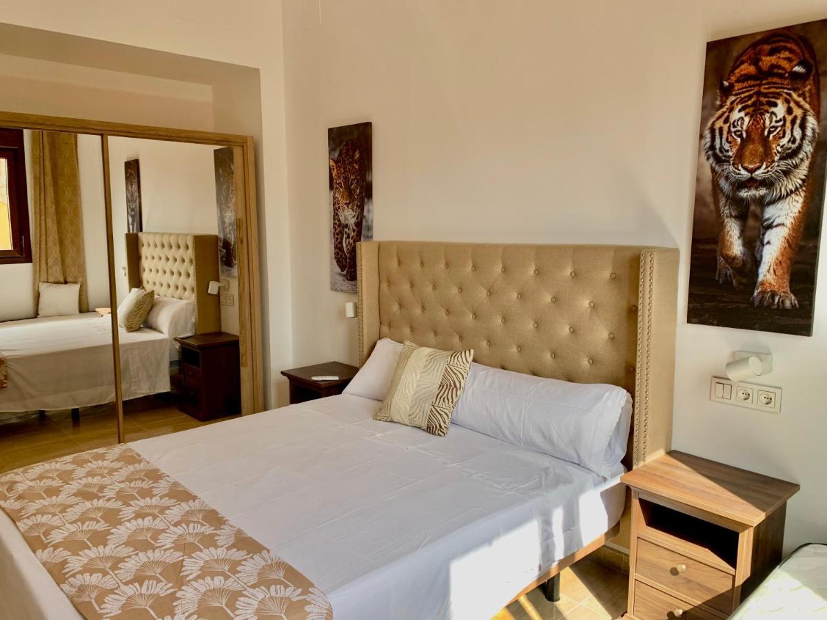 Amplia Vivienda New Para12 Pers A 4 Min Caminando De Playa Con Terraza, Piscina Com, Wifi, Ventiladores De Techo, Lavavajillas Roquetas de Mar Esterno foto