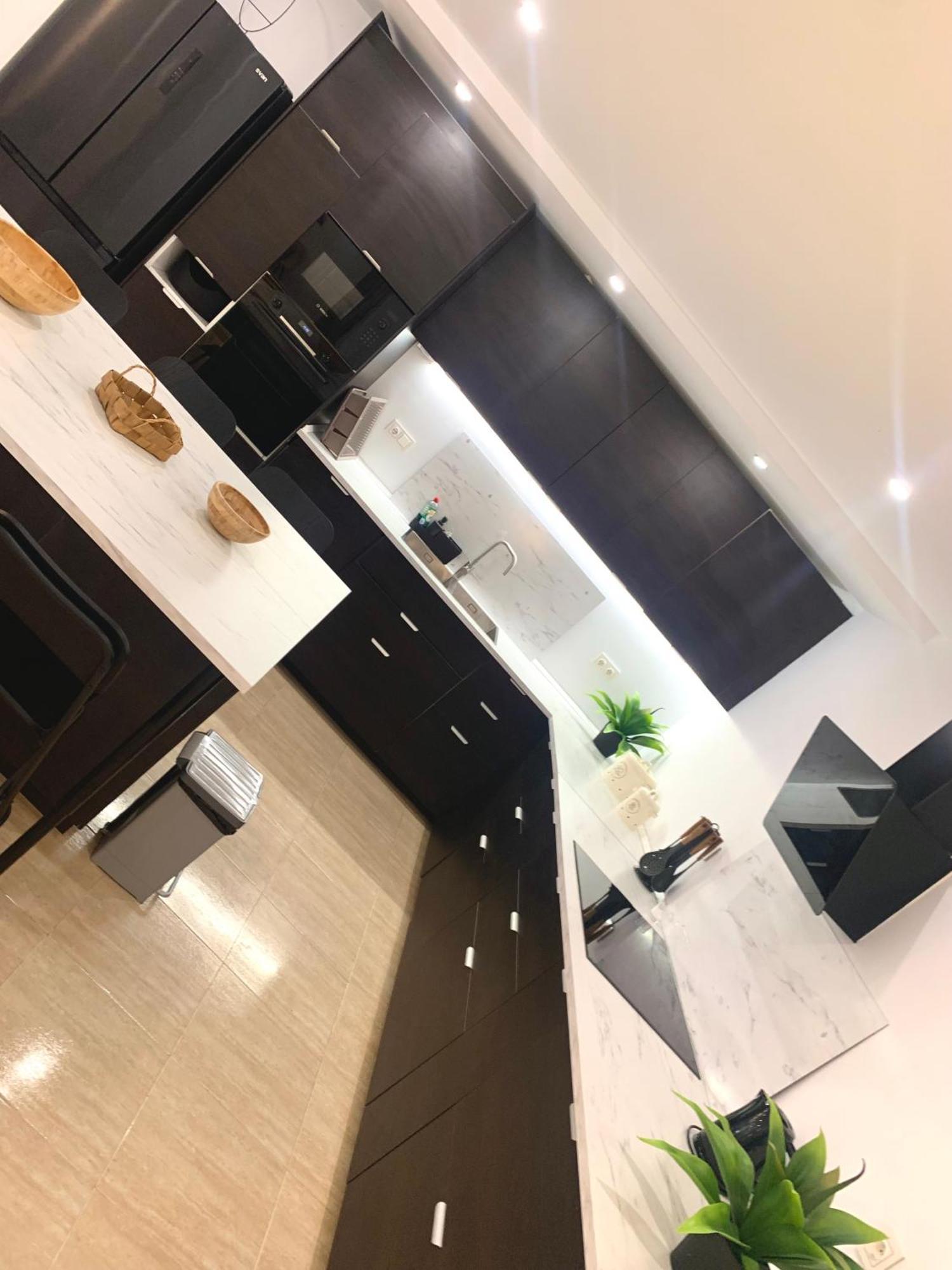 Amplia Vivienda New Para12 Pers A 4 Min Caminando De Playa Con Terraza, Piscina Com, Wifi, Ventiladores De Techo, Lavavajillas Roquetas de Mar Esterno foto